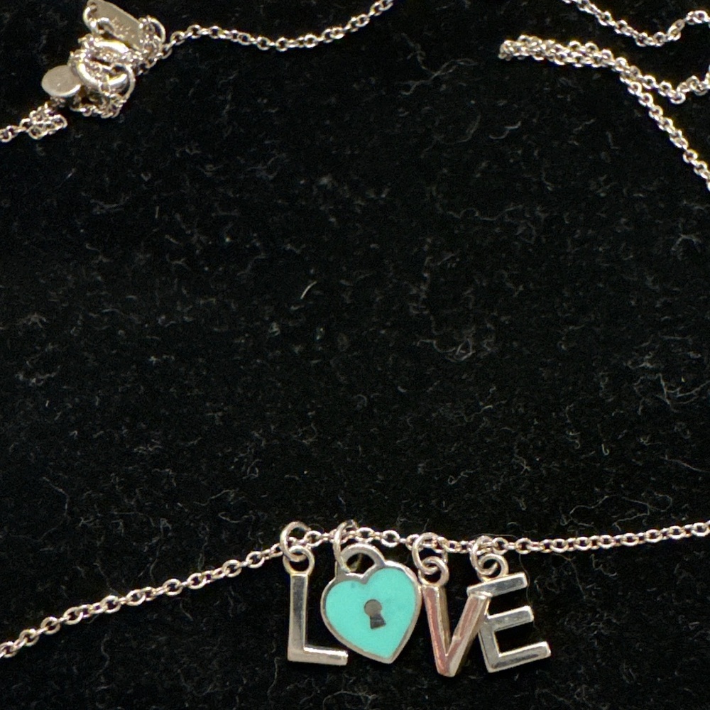 Love necklace